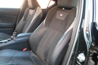 TOYOTA C-HR 2.0 180H GR Sport Black Edition