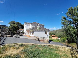 Chalet en venta en Vallirana
