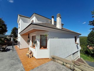 Chalet en venta en Vallirana
