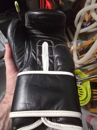 Guantes de Boxeo Charlie Made in Hell