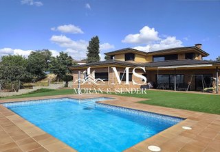 Chalet en venta en Lliçà de Vall