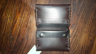 Cartera de cuero artesanal