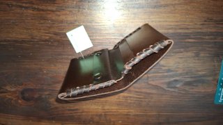 Cartera de cuero artesanal