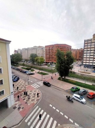 Piso en venta en Plaza España - Villa Pilar - Reyes Católicos - Vadillos en Burgos