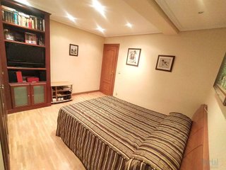 Piso en venta en Plaza España - Villa Pilar - Reyes Católicos - Vadillos en Burgos