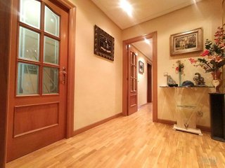 Piso en venta en Plaza España - Villa Pilar - Reyes Católicos - Vadillos en Burgos