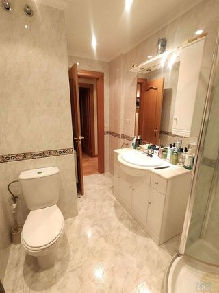 Piso en venta en Plaza España - Villa Pilar - Reyes Católicos - Vadillos en Burgos