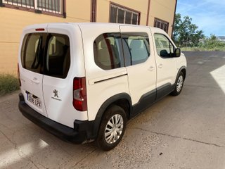 Peugeot Rifter 2021