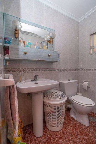 Piso en venta en Linares