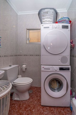 Piso en venta en Linares