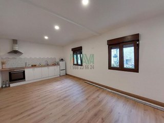 Piso en venta en San Cibrao das Viñas