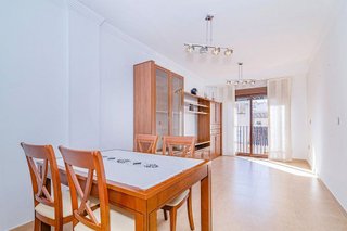 Piso en venta en Zubia (La)