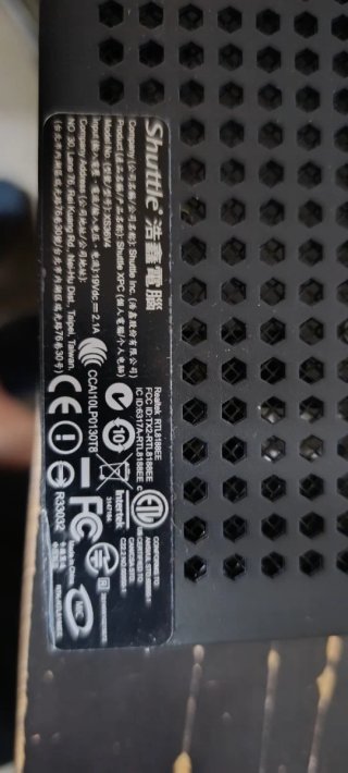 Mini pc, Procesador: Intel celeron. Incluye fuente