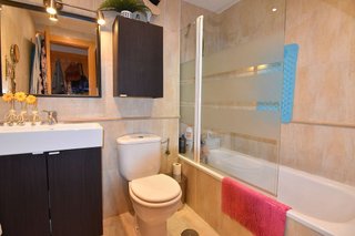 Piso en venta en Arroyo de la Miel en Benalmádena