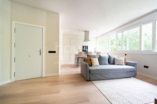 Piso en venta en Colores - Entreparques en Sevilla