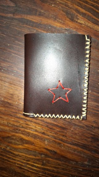 Cartera de cuero artesanal hecha a mano