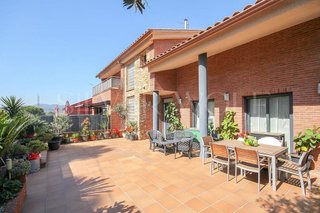 Chalet en venta en Castellbisbal