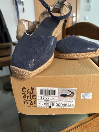 Alpargatas cuña baja Latouche azul T40