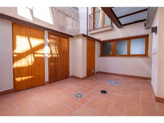 Piso en venta en Santa Clara-Caputxins-Hospital en Vic