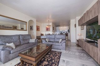 Piso en venta en Torremuelle en Benalmádena