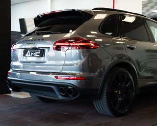 Porsche Cayenne S E-hybrid