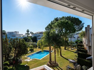 Ático en venta en Los Naranjos - Las Brisas en Marbella