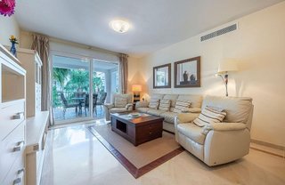 Piso en venta en Bel Air - Cancelada - Saladillo en Estepona