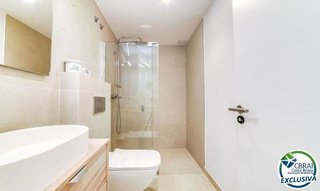 Piso en venta en Empuriabrava en Castelló d´Empúries