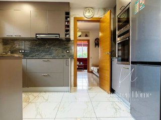 Casa pareada en venta en Corbera de Llobregat