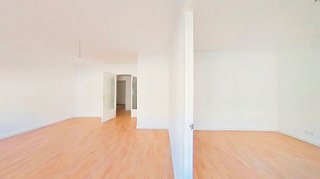 Piso en venta en El Turó de la Peira en Barcelona