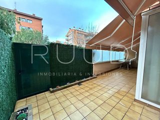 Piso en venta en Els Canyars en Castelldefels