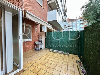 Piso en venta en Els Canyars en Castelldefels