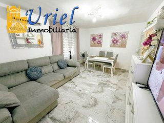 Piso en venta en Parque Alcosa - Jardines del Edén en Sevilla