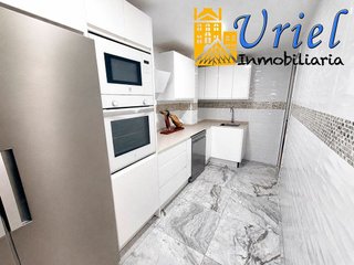 Piso en venta en Parque Alcosa - Jardines del Edén en Sevilla