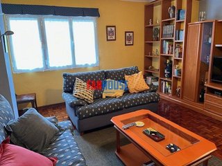Piso en venta en El Polígono en Gijón