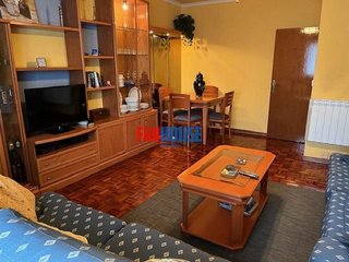 Piso en venta en El Polígono en Gijón