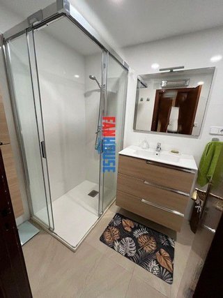 Piso en venta en El Polígono en Gijón