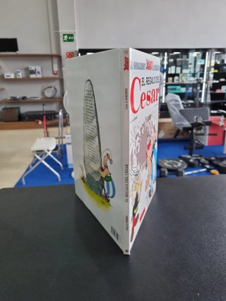 CÓMIC ASTÉRIX: El regalo del César