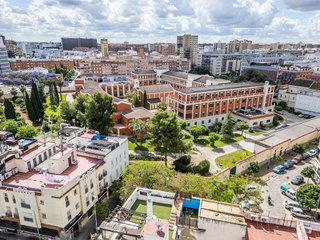Piso en venta en La Calzada en Sevilla