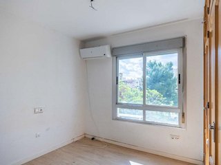 Piso en venta en La Calzada en Sevilla