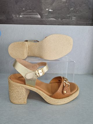 Sandalias Piel Tacon Oro Talla 37 Nuevas