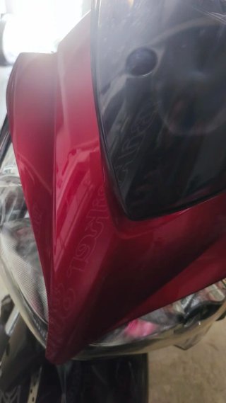 Suzuki GSX-S 1000 Negra y Roja