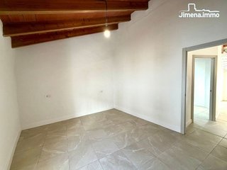 Casa adosada en venta en Jimena de la Frontera