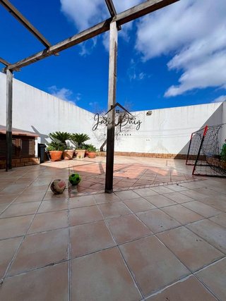 Casa adosada en venta en Coria del Río