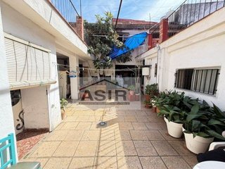 Casa adosada en venta en Zona Polígono en Alzira