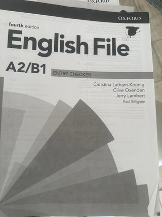 ROADMAP B1+ STUDENT'S BOOK & INTERACTIVE EBOOK ...