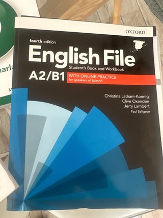ROADMAP B1+ STUDENT'S BOOK & INTERACTIVE EBOOK ...