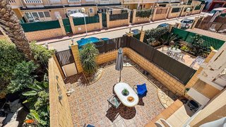 Casa adosada en venta en Nueva Torrevieja - Aguas Nuevas en Torrevieja