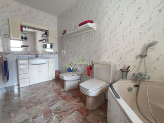 Chalet en venta en Torrelles de Llobregat