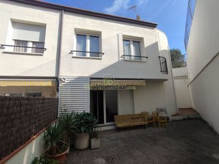 Chalet en venta en Torrelles de Llobregat